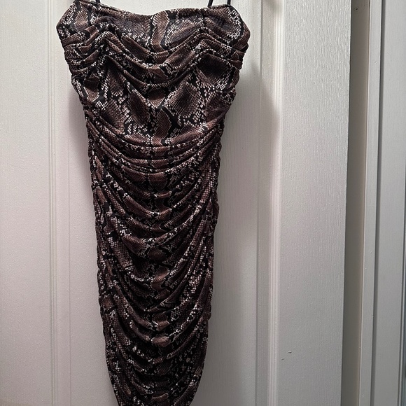Babaton Luxor stretch Dress - Picture 1 of 4